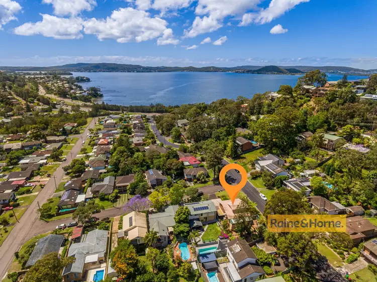 11 Spinnaker Avenue, Tascott NSW 2250