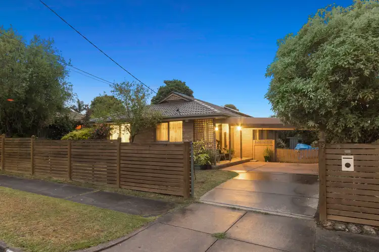 19 Lerwick Court, Frankston VIC 3199