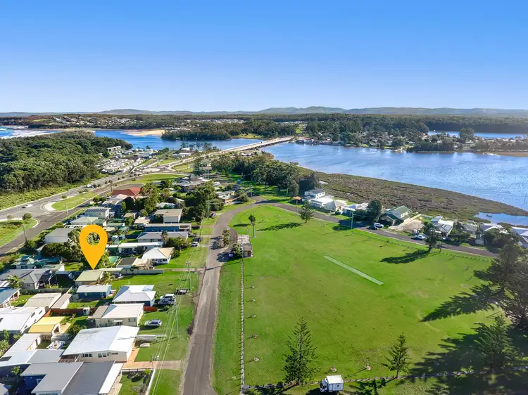 14 Queanbeyan Avenue, Burrill Lake NSW 2539