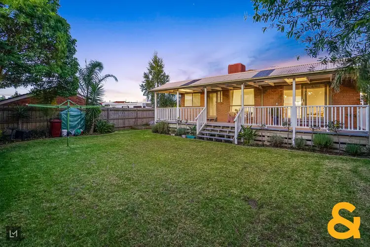 1 Tad Court, Cranbourne North VIC 3977