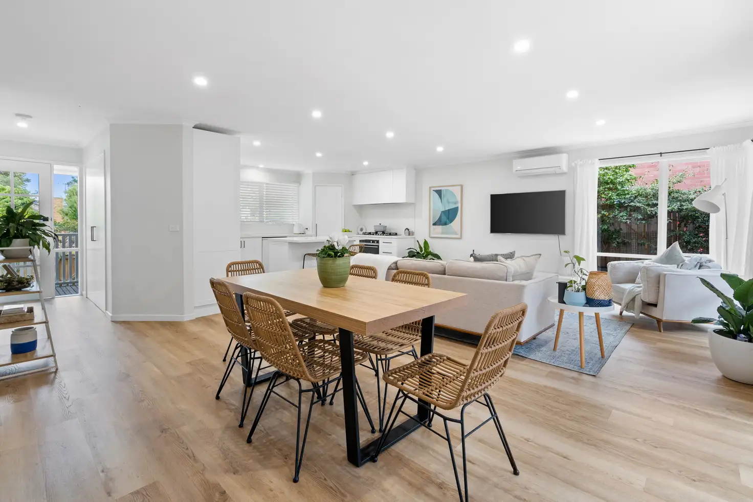 Main view of Homely house listing, 5 Mount View Court, Frankston VIC 3199