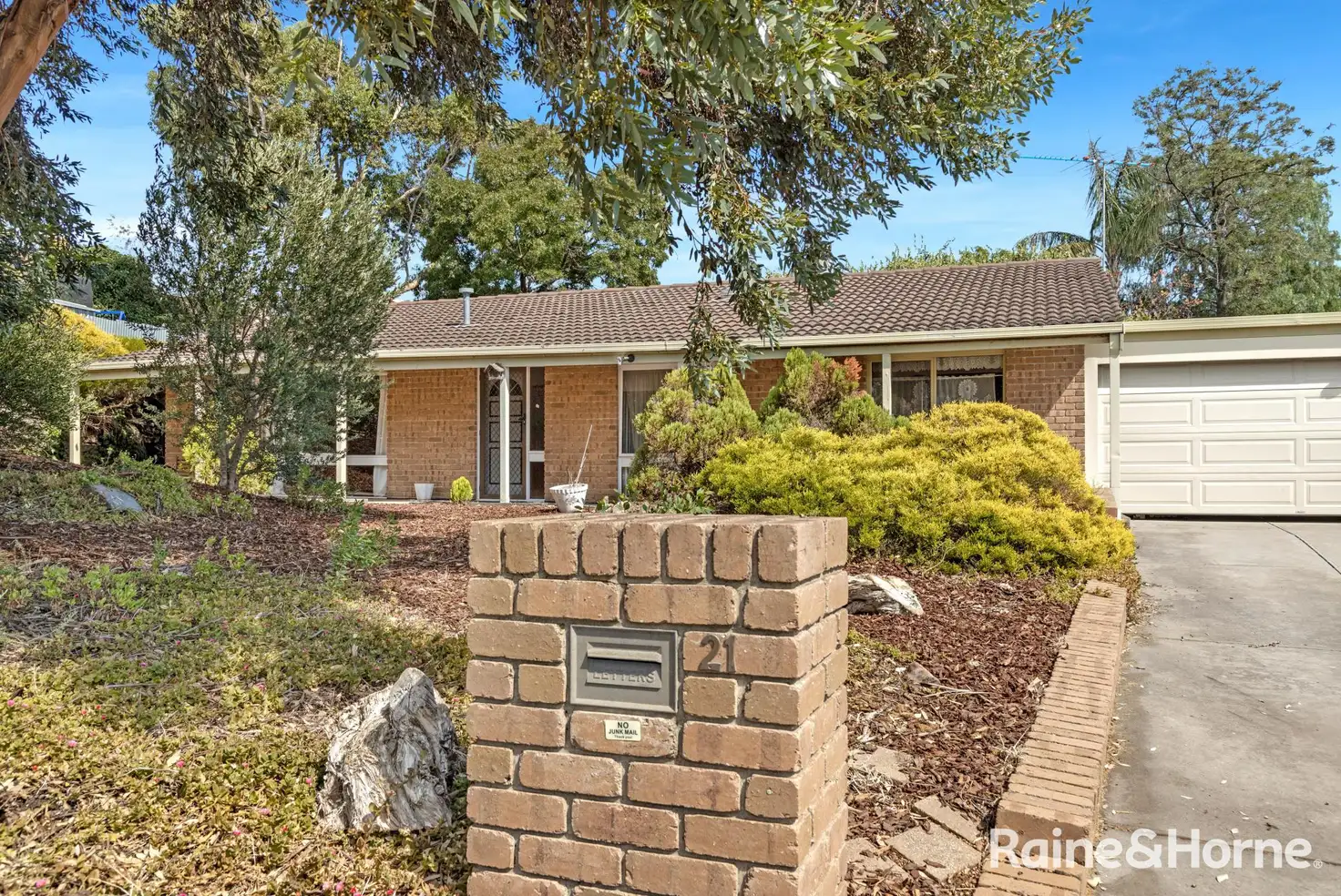 Main view of Homely house listing, 21 Minnipa Drive, Hallett Cove SA 5158