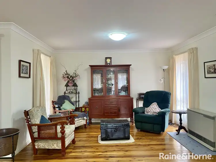 Fifth view of Homely house listing, 29 Petticoat Lane, Young NSW 2594