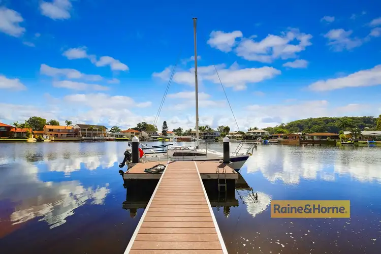 24 Cuttlefish Parade, St Huberts Island NSW 2257
