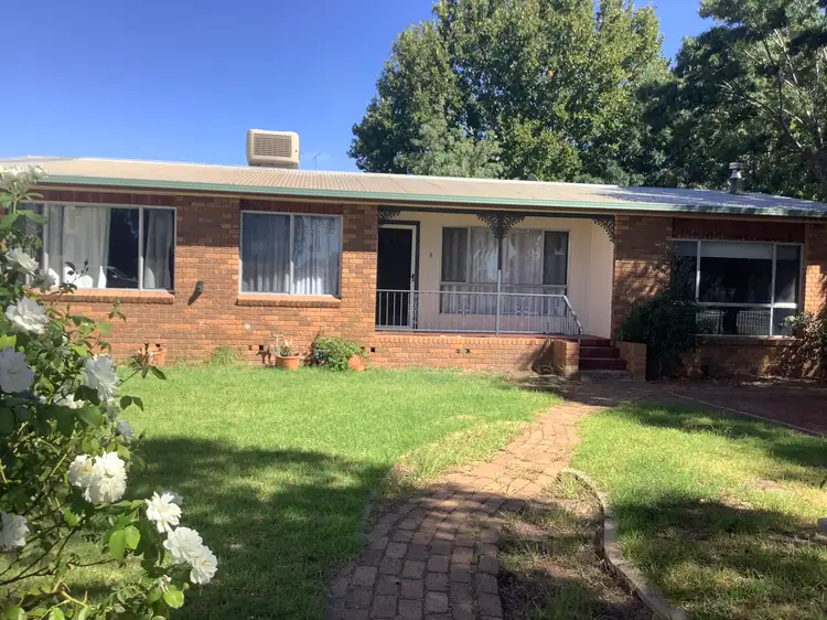 3 Main Avenue