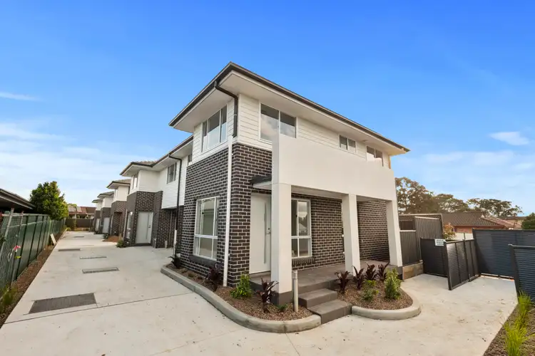 2/16 Morris Street, St Marys NSW 2760