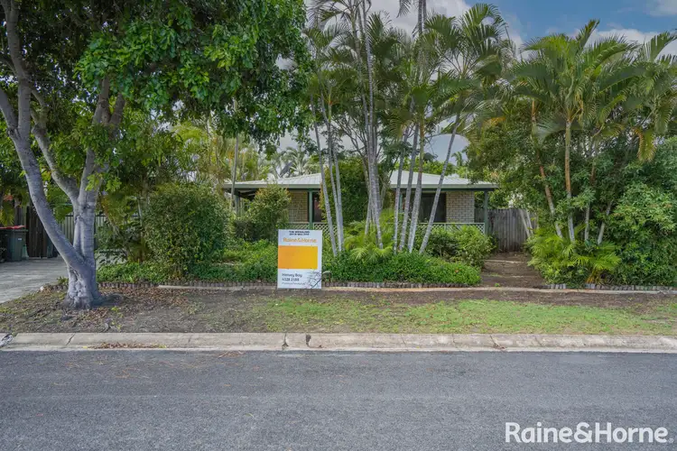 5 Sandalan Way, Urangan QLD 4655