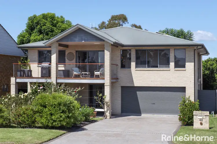 48 Riverview Road, Nowra NSW 2541