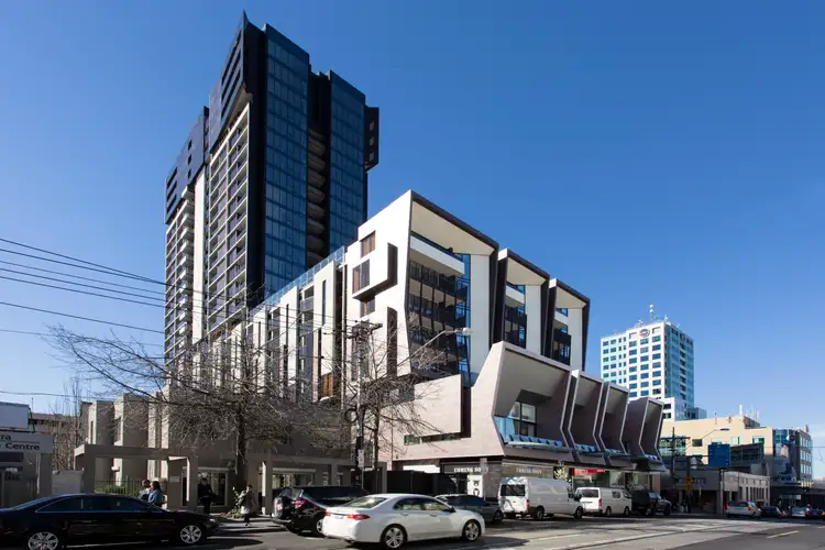 G01N/229 Toorak Road, South Yarra VIC 3141