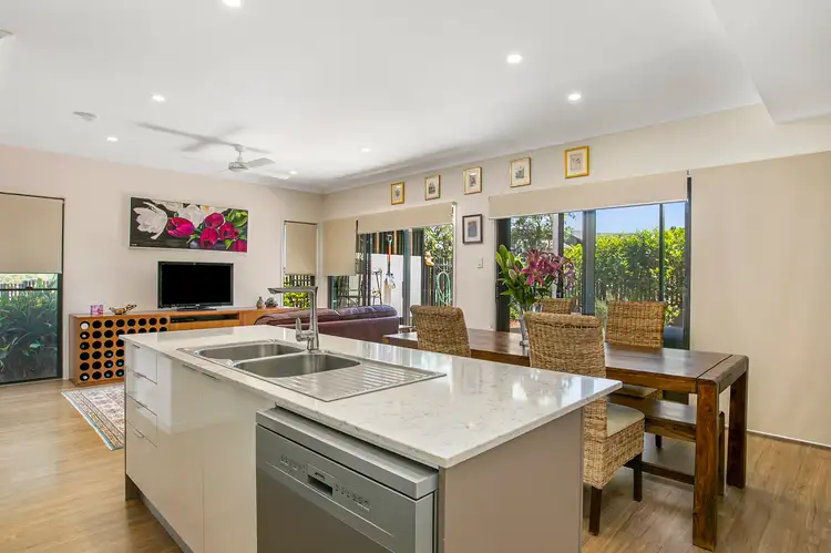 Main view of Homely townhouse listing, 13/4 Lewis Place, Manly West QLD 4179