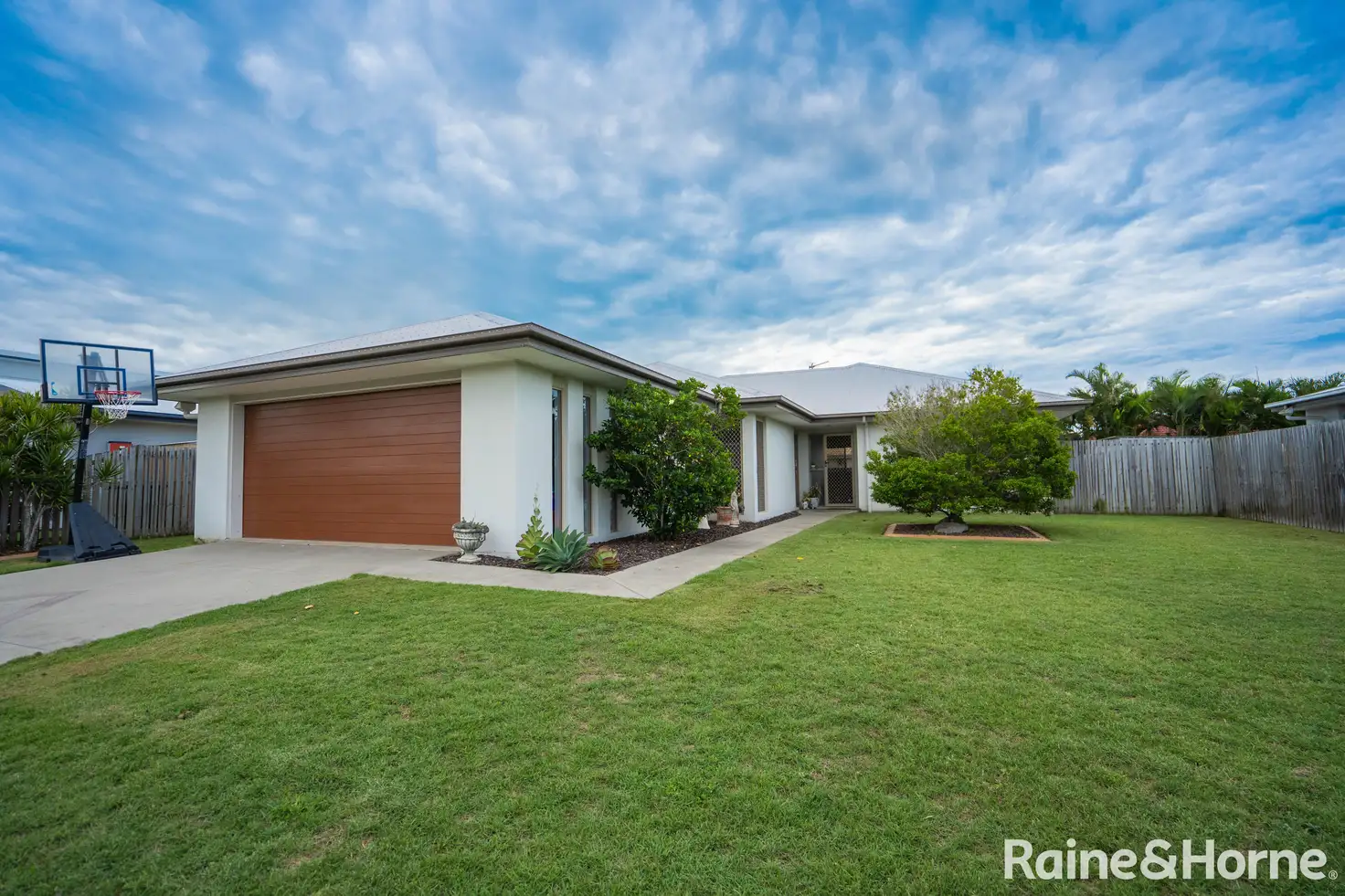 Main view of Homely house listing, 5 Fishburn Way, Eli Waters QLD 4655