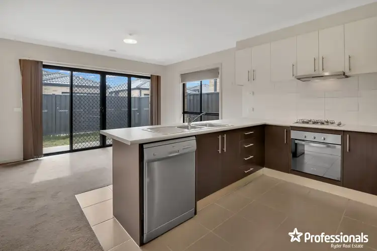 Fifth view of Homely unit listing, 3/21-29 Lakewood Boulevard, Melton VIC 3337