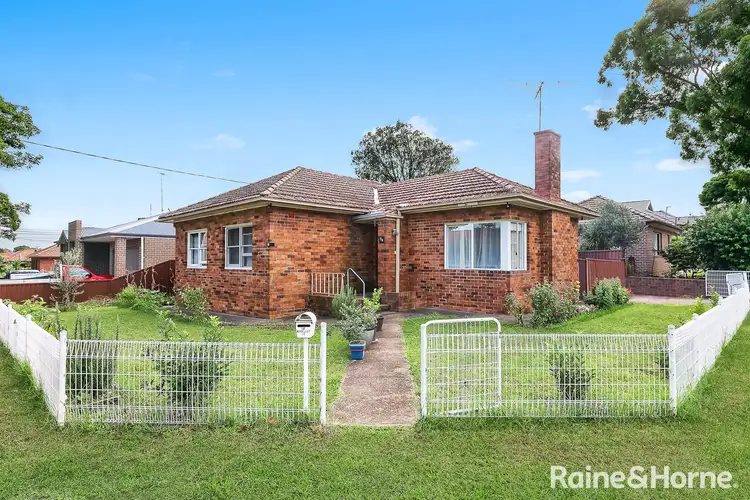 28 Margaret Street, Kingsgrove NSW 2208