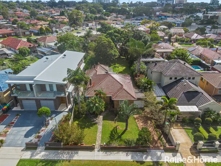 Third view of Homely house listing, 4 Poulton Avenue, Beverley Park NSW 2217