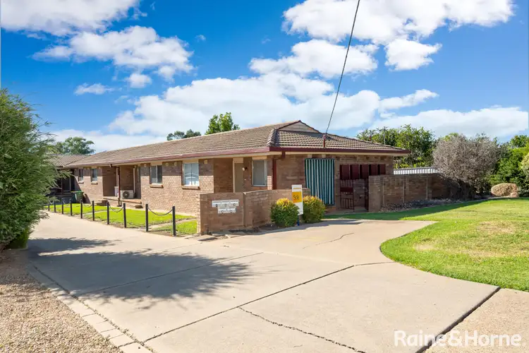 Main view of Homely unit listing, 2/13 Edney Street, Kooringal NSW 2650