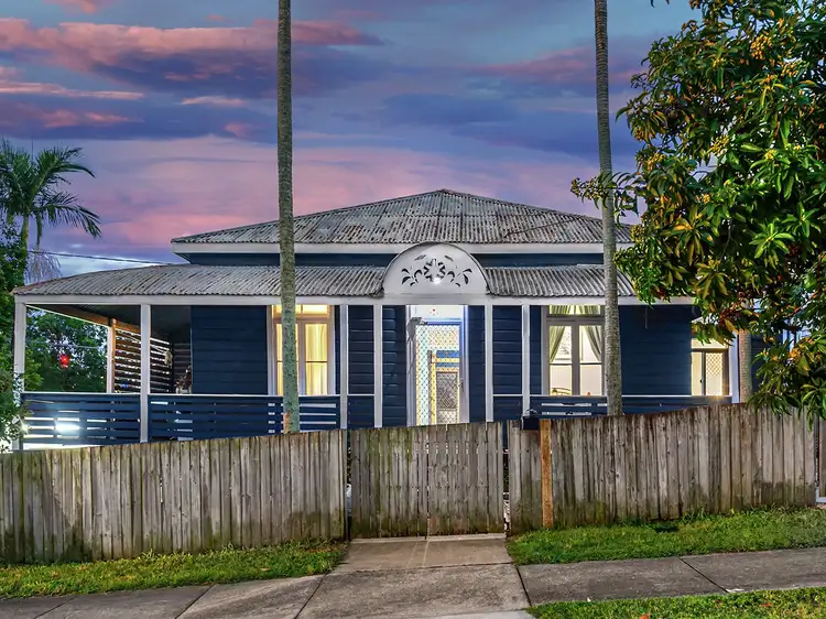 18 Martin Street, Woolloongabba QLD 4102
