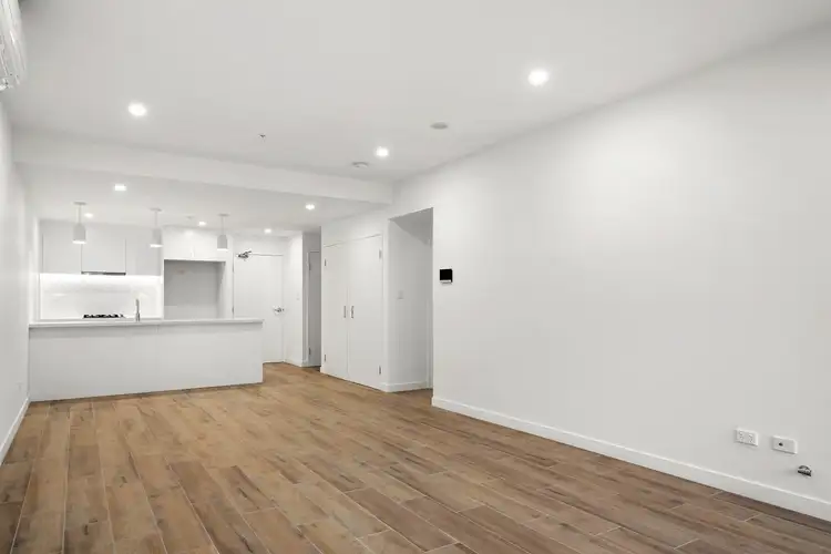 706/25 Mann Street, Gosford NSW 2250