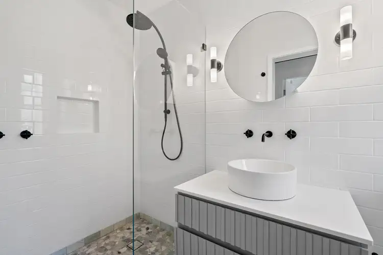 Fourth view of Homely apartment listing, 13/20-22 St Neot Avenue, Potts Point NSW 2011