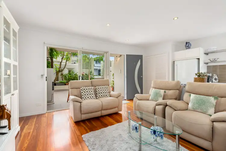 Sixth view of Homely townhouse listing, 2/12 Fraser Street, Morningside QLD 4170