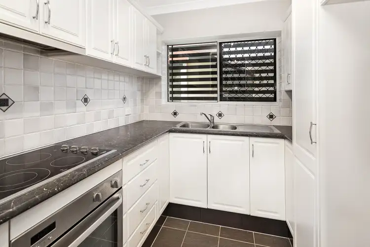 Sixth view of Homely unit listing, 3/89 Grosvenor Street, Morningside QLD 4170