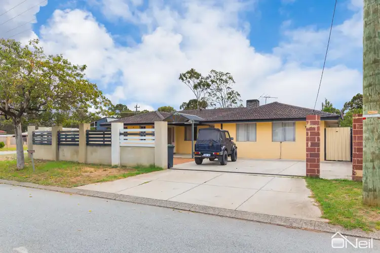 Third view of Homely house listing, 2 Peel Court, Armadale WA 6112