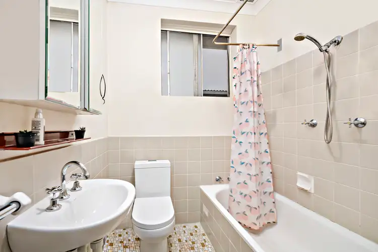 Fourth view of Homely apartment listing, 2/5 Garran Lane, Glebe NSW 2037