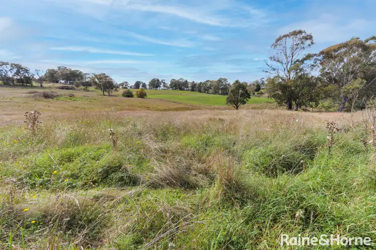 18 Muirs Road, Oberon NSW 2787