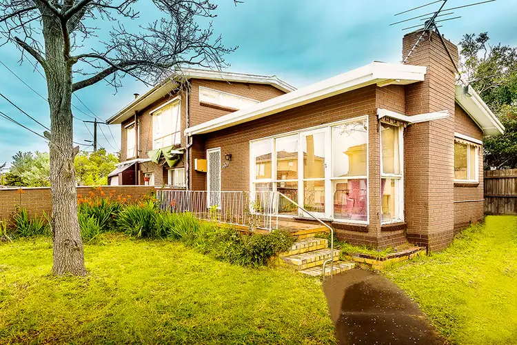 33 River Street, Maribyrnong VIC 3032