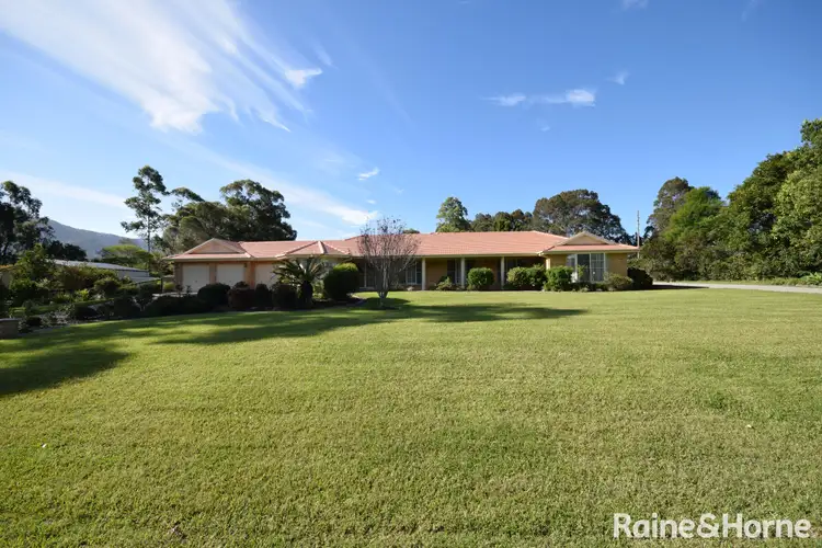 20 Tartarian Crescent, Bomaderry NSW 2541