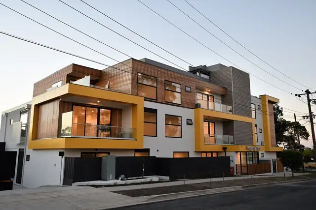 201/956 Doncaster Road, Doncaster East VIC 3109