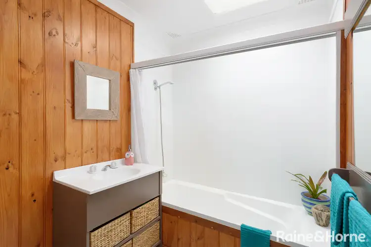 Sixth view of Homely house listing, 4 Ingestre Avenue, Shoalhaven Heads NSW 2535