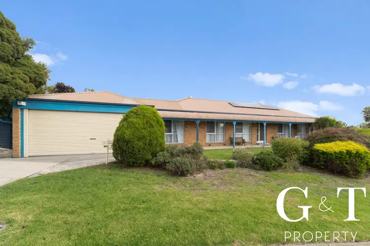 14 Helsal Court, Frankston VIC 3199