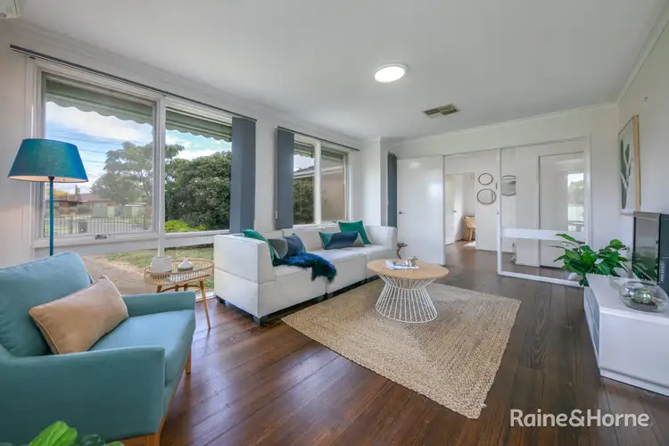Sixth view of Homely house listing, 18 Woodstock Drive, Gladstone Park VIC 3043