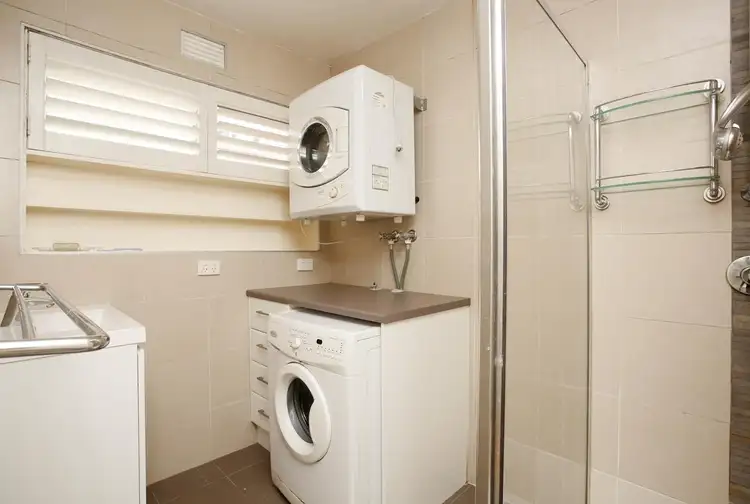 Sixth view of Homely apartment listing, 3/44 Elphin Grove, Hawthorn VIC 3122