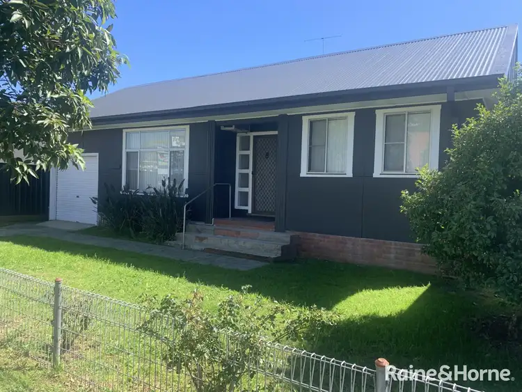49 Moss Street, Nowra NSW 2541