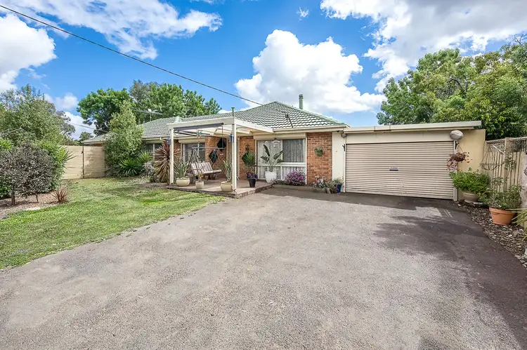 5 FLAKE COURT, Diggers Rest VIC 3427