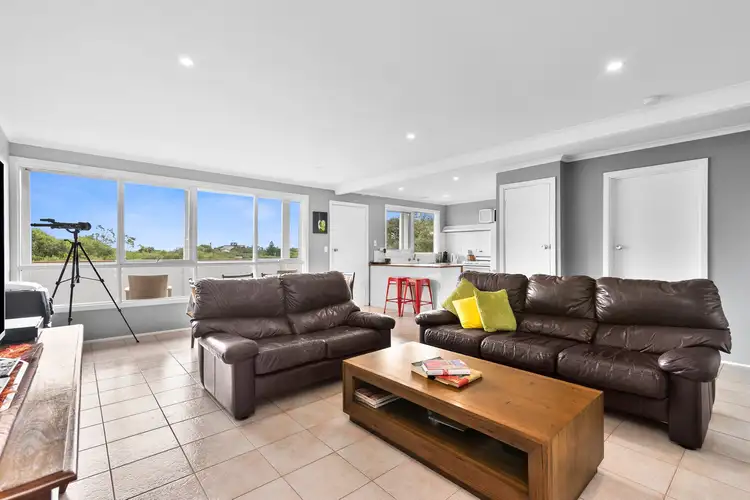8 Nalong Street, Rye VIC 3941