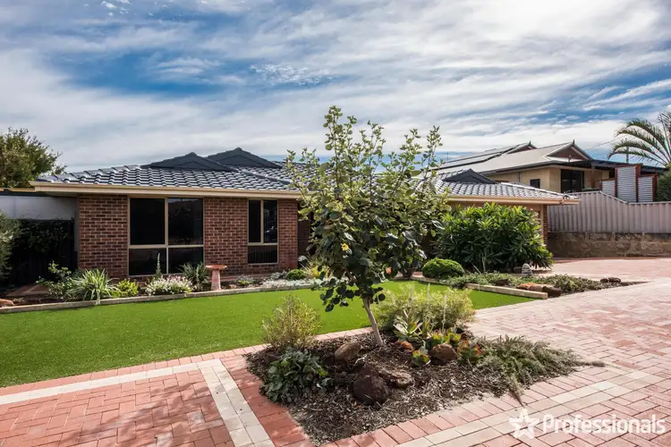 Second view of Homely house listing, 15 Brighton Close, Tarcoola Beach WA 6530