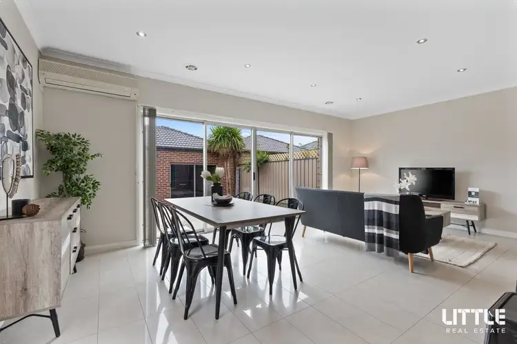 Fifth view of Homely townhouse listing, 5 Pipers Walk, Cairnlea VIC 3023