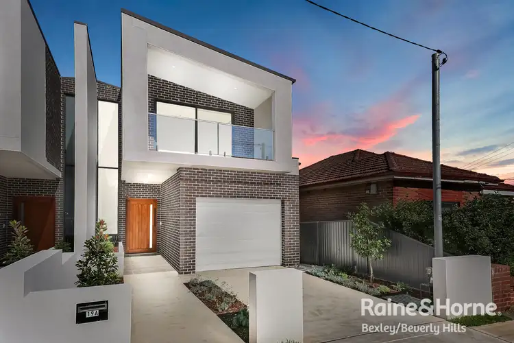 19a Henderson Road, Bexley NSW 2207