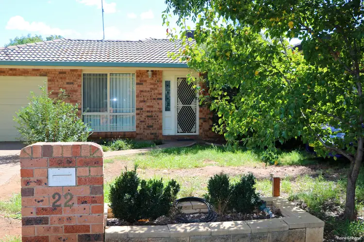 22 Flinders Street, Parkes NSW 2870