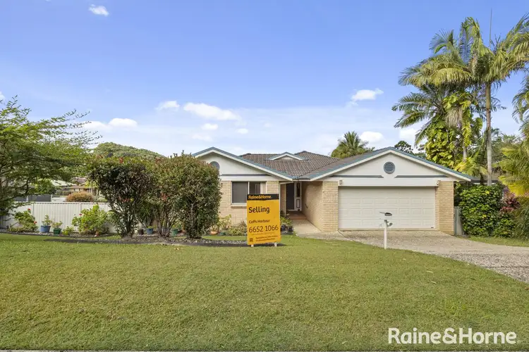 16 Coachmans Close, Korora NSW 2450