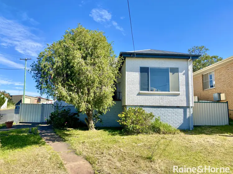 1 Lansdowne Street, Young NSW 2594