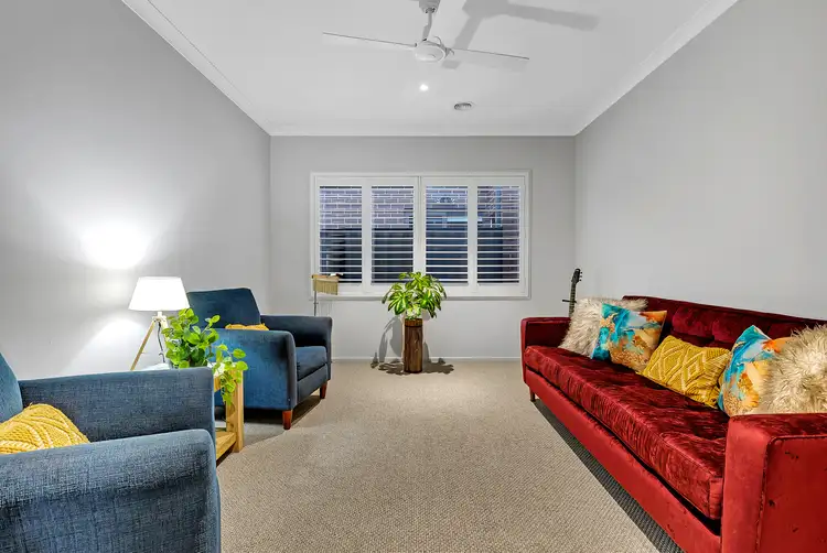 Fourth view of Homely house listing, 10 Landor Way, Craigieburn VIC 3064