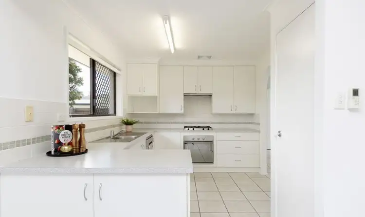 Second view of Homely house listing, 10 Childers Court, Kirwan QLD 4817