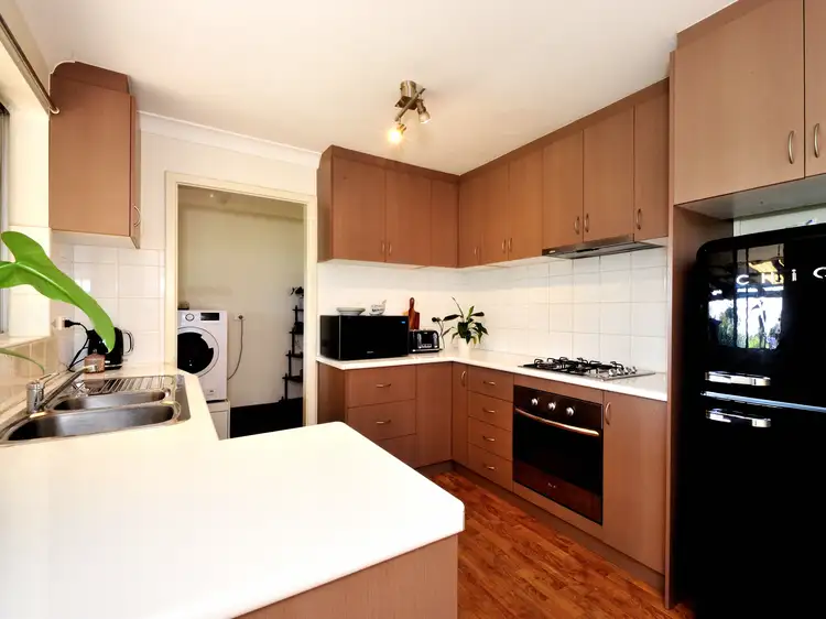 9 Kirkland Way, Parmelia WA 6167
