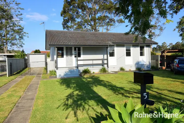 5 Anzac Street, Nowra NSW 2541