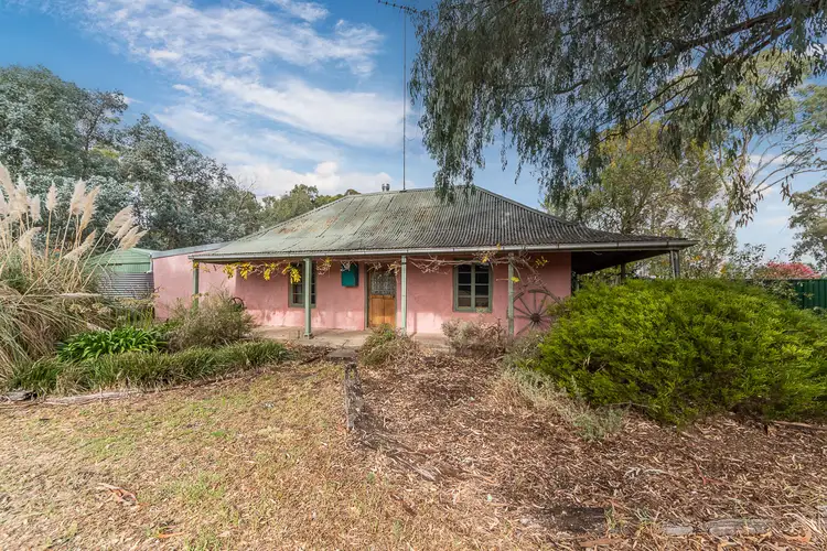 1 Schubert Lane, Birdwood SA 5234