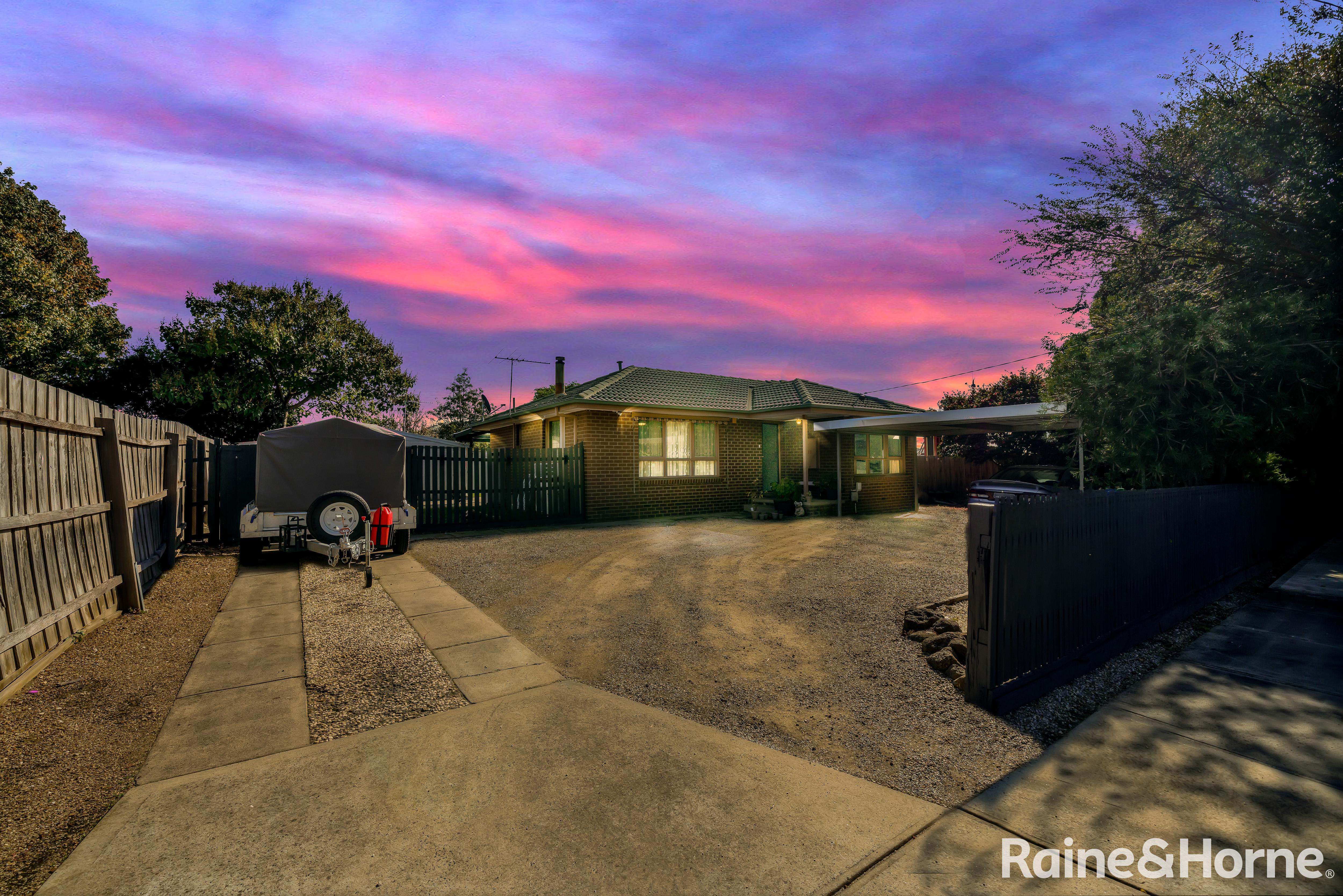 13 Harrison Drive, Cranbourne VIC 3977