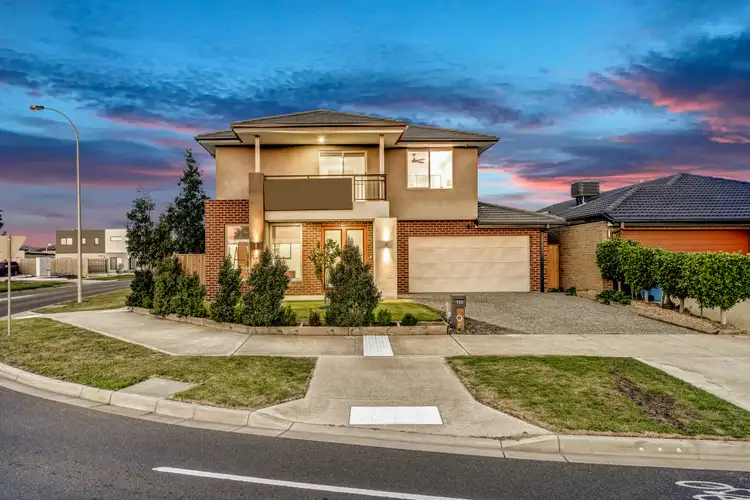 132 Wheelers Park Drive, Cranbourne North VIC 3977